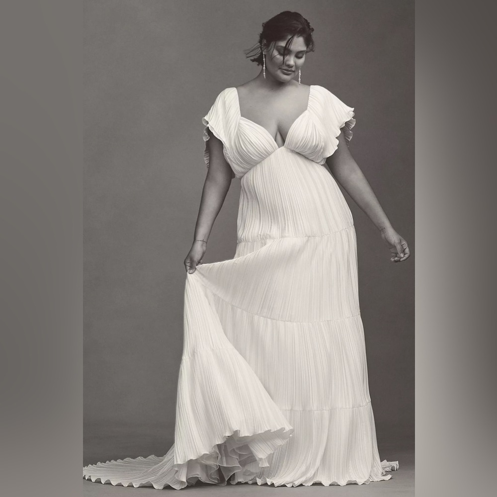 BHLDN Ivory Ruffle Sleeve Gown - Picture 3 of 6